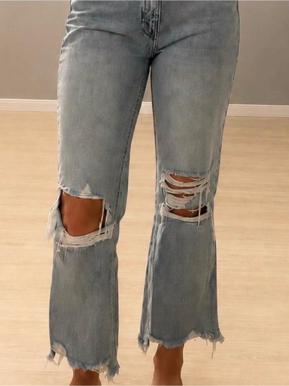 BDG Urban Outfitters blue ripped jeans Size 27